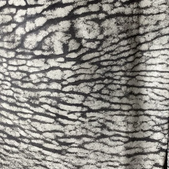 Vintage Phillip Noel Skirt Womens XS Grey Leather Abstract Print Pencil Retro - Picture 4 of 6